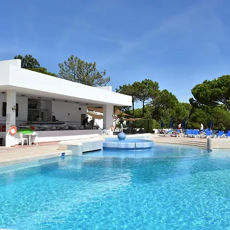 Apartamento V200- 1 Bed By Shirley Dunne- Victory Village